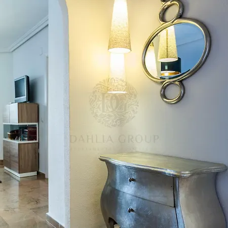El Faro By Dahlia Group Apartment