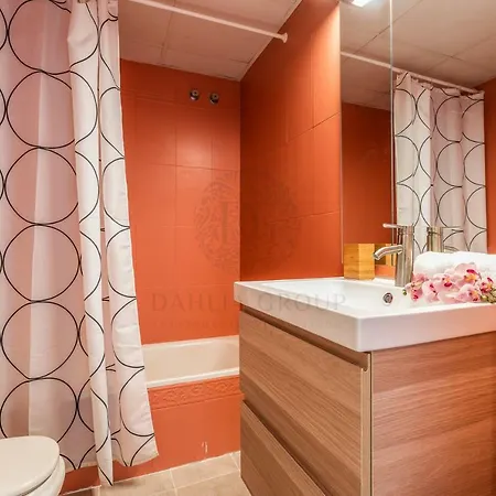 El Faro By Dahlia Group